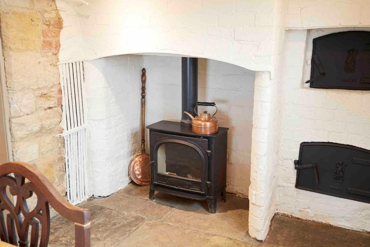 מנצ'סטר Beautiful Cotswold Farmhouse With Hot Tub מראה חיצוני תמונה